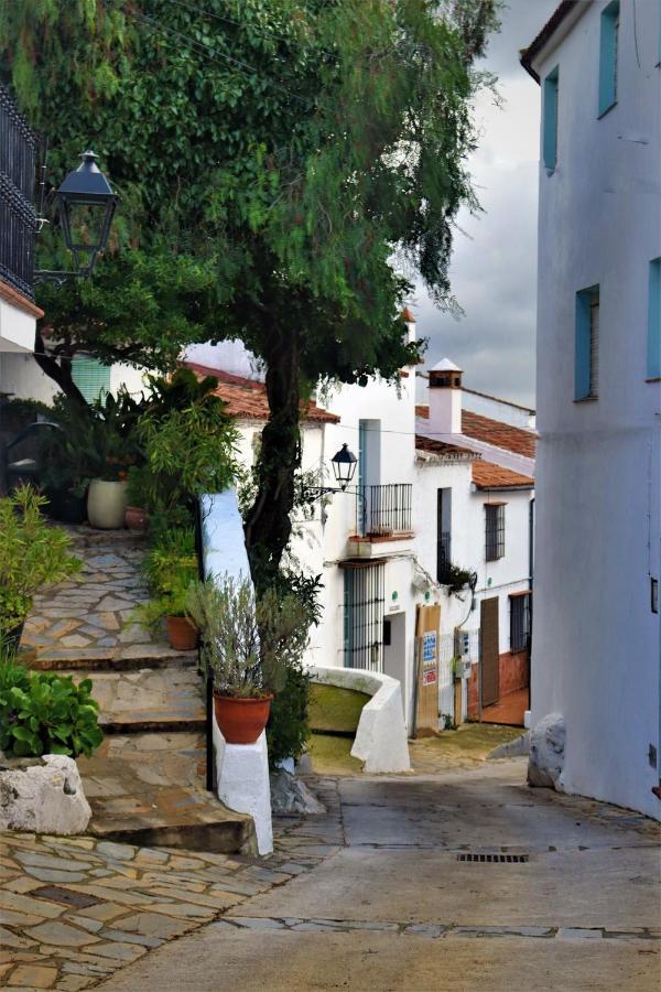 Hostal Moncada Gaucin Exterior photo